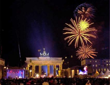 Silvester bei RTL II: „Silvester Hit-Countdown – Welcome 2014“ am 31. Dezember ab 20:15 Uhr (FOTO)