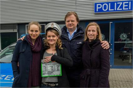 Petra Schmidt-Schaller spielt im ZDF-Film „Die kalte Wahrheit“ / Dreharbeiten in Köln gestartet (FOTO)