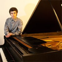 Pianist Konstantin Lukinov: Junger Meisterschüler debütiert im Berliner Konzerthaus