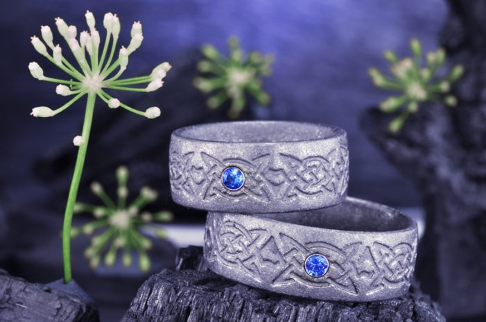 Eheringe, Brautkleidern & Co: der Heiratsantrag Eheringe, Brautkleidern & Co: der Heiratsantrag