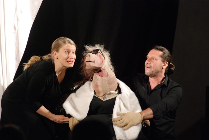 Meisterhaftes Nibelungen-Puppenspiel ohne Deutschtümelei