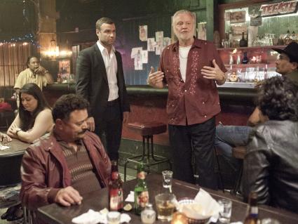 „Ray Donovan“: Fox zeigt zweite Staffel der US-Erfolgsserie als Double Feature mit „The Walking Dead“ (FOTO)