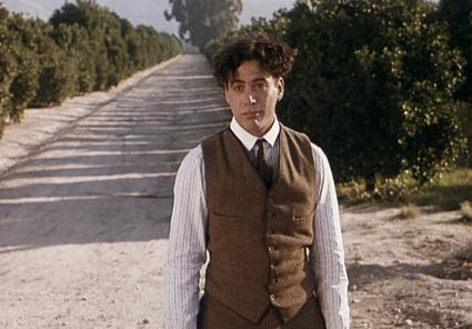 Robert Downey Jr.: „Richard Attenborough hat mir geholfen wie kein Zweiter“//

Anlässlich des Todes von Sir Richard Attenborough zeigt TELE 5 „Chaplin“ mit Robert Downey Jr. in der Hauptrolle (FOTO)