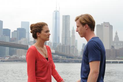 Neue ZDF-„Herzkino“-Saison startet mit „Katie Fforde: Wie Feuer und Wasser“ / Eine Familientragödie in New York 13 Jahre nach 9/11 (FOTO)
