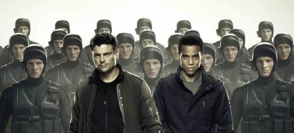 Cooles Ermittlerduo auf Verbrecherjagd in SAT.1: Start der neuen US-Serie „Almost Human“ am 6. Oktober 2014 um 22:15 Uhr (FOTO)