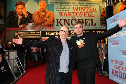 WINTERKARTOFFELKNÖDEL / Umjubelte Premiere in München (FOTO)