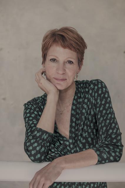 Wechsel in der Chefredaktion ZUHAUSE WOHNEN / JAHRESZEITEN VERLAG: Regine Kuhleiübergibt Chefredaktion an Bettina Wündrich und verabschiedet sich in den Ruhestand (FOTO)
