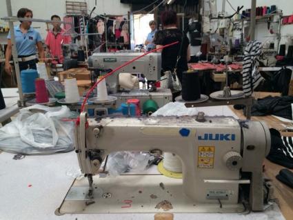 Sklavenarbeit „Made in Italy“: „Der große Waren-Check“ in SAT.1 beleuchtet Billig-Modeproduktion unter Horror-Bedingungen mitten in Europa – am Mittwoch, 22. Oktober 2014, um 22:40 Uhr (FOTO)