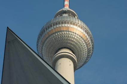 „Krieg der Bauten“ / ZDF-Dokumentationüber den Wettkampf der Architekten im geteilten Berlin (FOTO)