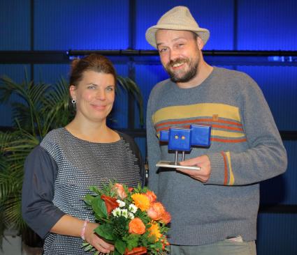 Deutscher Hörspielpreis der ARD für WDR-Produktion / Jury würdigt „Qualitätskontrolle oder warum ich die Räusper-Taste nicht drücken werde!“ / „ARD Online Award“ geht an „Chapters“ (HR) (FOTO)