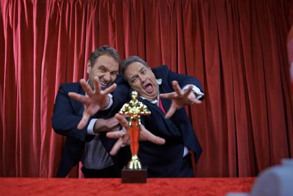 Da bleibt keine Hose trocken! Oliver Kalkofe und Peter Rütten präsentieren „SchleFaZ: Flotte Teens und heiße Jeans“ am 28. November auf TELE5 (FOTO)