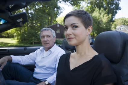 „Katie Fforde: Vergissmeinnicht“: ZDF-„Herzkino“ mit Henriette Richter-Röhl, Rudolf Kowalski und Gudrun Landgrebe (FOTO)