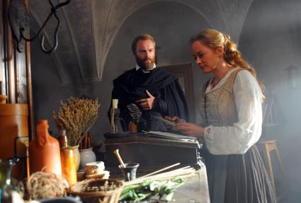 ZDF zeigt historischen Fernsehfilm „Die Seelen im Feuer“ / „Hexenwahn – Die Dokumentation“ vertieft Thema im Anschluss (FOTO)