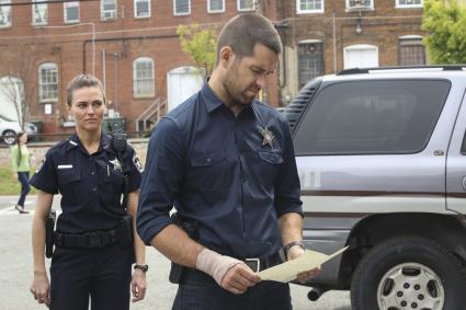 Es ist schwer, alte Gewohnheiten abzulegen: die dritte Staffel der Actionthriller-Serie „Banshee: Small Town. Big Secrets.“ exklusiv auf Sky (FOTO)