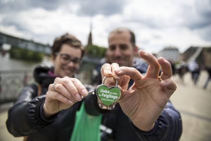 „Liebe ist nichts für Feiglinge“ / FR verleiht einem großen Thema ihre eigene redaktionelle Note (FOTO)