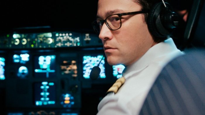 CODE 7500 – Actionthriller mit Hollywoodstar Joseph Gordon-Levitt ab 29. April als zweiter „ARD Debüt“-Film in der ARD Mediathek / am Sonntag, 1. Mai 2022, um 00:05 Uhr im Ersten (FOTO)
