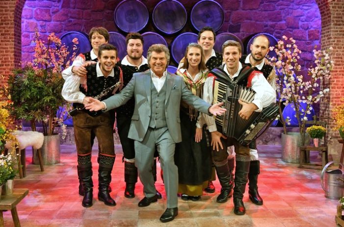 In Andy Borgs Weinstube zieht der Frühling ein (FOTO)
