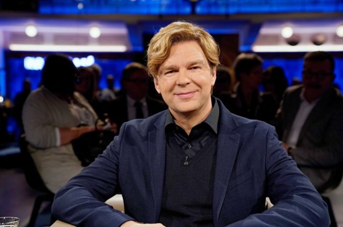 „NACHTCAFÉ: Paare, die an Grenzen gehen“ (FOTO)