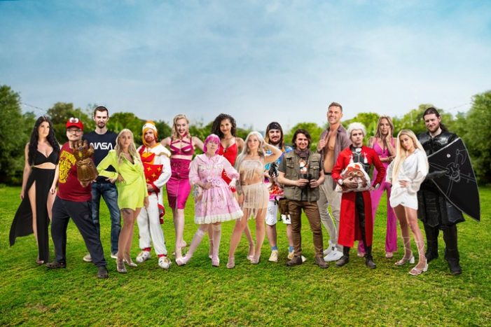 Schön, schön: Die Influencer:innen Natascha Beil, Chris Broy und Walentina Doronina tauchen in „Beauty& The Nerd“ auf ProSieben in fremde Nerd-Welten ein (FOTO)