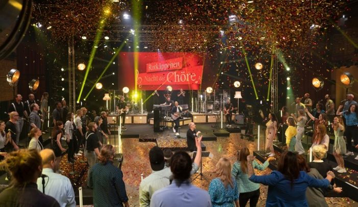 Ab 22. Juni im Stream / RTL+ zeigt einzigartiges musikalisches Show-Format: Rotkäppchen Nacht der Chöre – Euer Moment mit JORIS (FOTO)