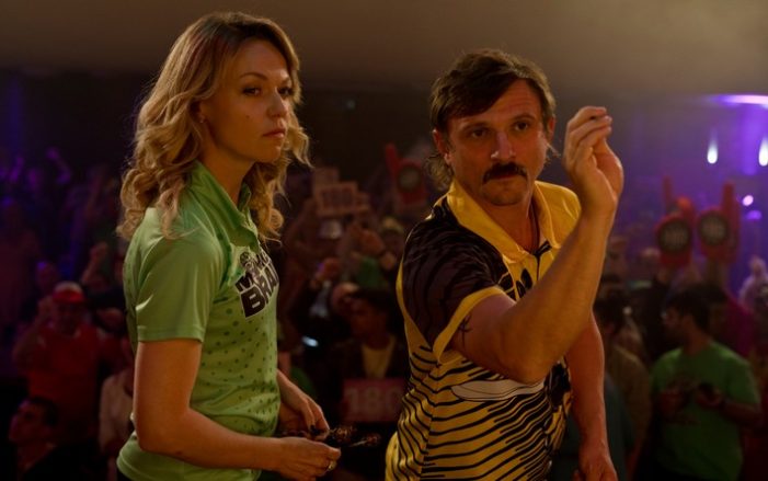 Dart-Legende Eddie Frotzke kehrt zurück: Neue Episoden des erfolgreichen Sky Originals „Die Wespe“ in Produktion (FOTO)