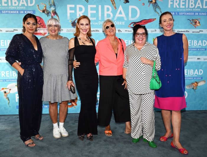 GLÄNZENDE PREMIERE: FREIBAD begeistert das Publikum beim 39. Filmfest München (FOTO)
