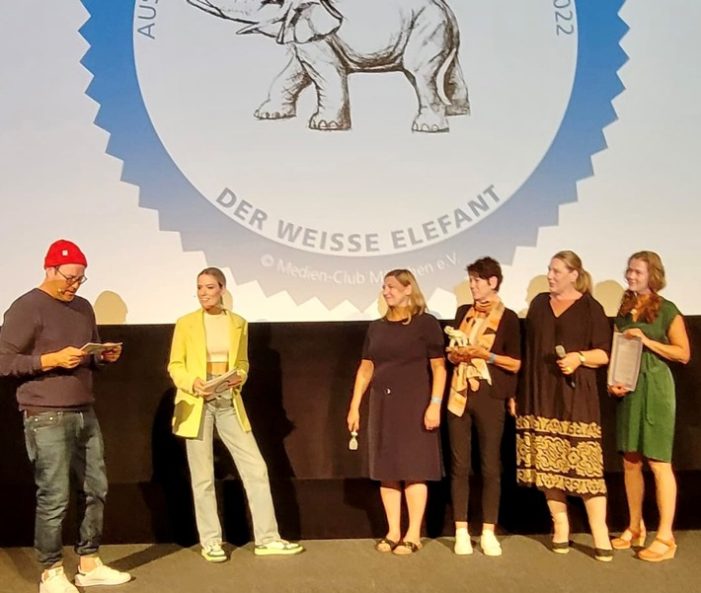 „KiKA Award“ (KiKA/ZDF/ARD) und „Träume sind wie wilde Tiger“ (KiKA/rbb/NDR) / KiKA-Formate gewinnen begehrten Preis beim Kinderfilmfest des Filmfest München (FOTO)