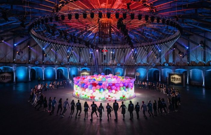 Schüler:in, Kellner:in oder Professor:in? Von der Nordsee oder aus dem Voralpenland? Wer beweist sich in „99 – Eine:r schlägt sie alle“ als DAS Allroundtalent am Freitag in SAT.1? (FOTO)