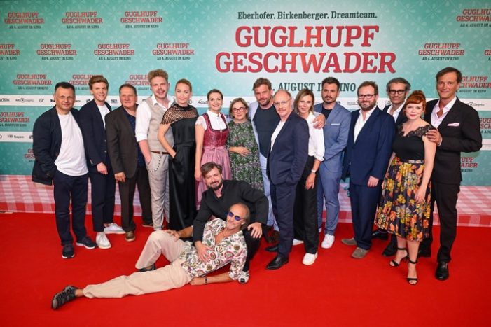 Auf Eberhofer ist Verlass: GUGLHUPFGESCHWADER begeistert das Premierenpublikum (FOTO)