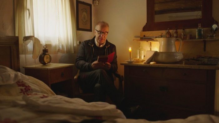 „Meyer-Burckhardts Zeitreisen“: spannende Spurensuche in die Vergangenheit norddeutscher Orte / Start: Mittwoch, 10. August, 21.00 Uhr, NDR Fernsehen (FOTO)