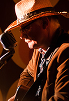 Robert Wildfeuer – The Wildfire live in Berlin Charlottenburg