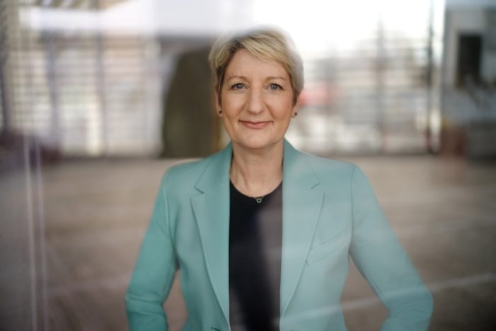 ZDF-„heute journal“ mit Anne Gellinek (FOTO)