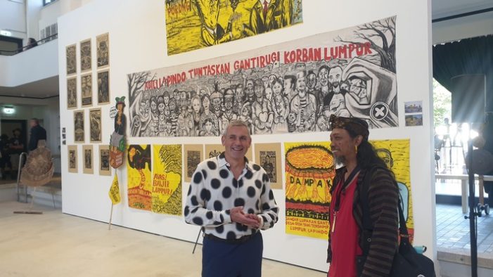 „Kaminer Inside: documenta 15“ in 3sat / Mit Wladimir Kaminer unterwegs auf der Kasseler Kunstschau (FOTO)