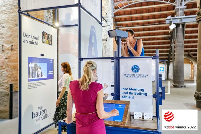 Red Dot für die Denkmal-Ausstellung „Liebe oder Last?!“