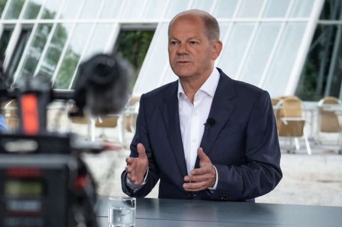 Bundeskanzler Olaf Scholz im ZDF-Sommerinterview (FOTO)