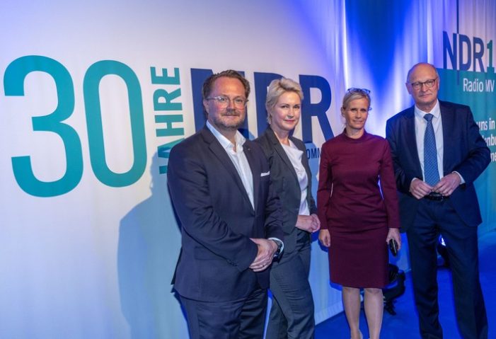 „Eine einzigartige Erfolgsgeschichte“: NDR feiert 30 Jahre NDR in Mecklenburg-Vorpommern (FOTO)