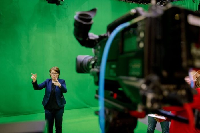 Von „Einfach genial“ bis „Goldene Henne“: MDR mit neuen Angeboten in Gebärdensprache (FOTO)