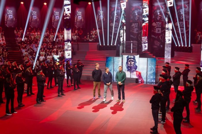 Premiere in der neuen Staffel „Joko& Klaas gegen ProSieben“: 100 ProSieben-Mitarbeiter:innen treten gegen Joko& Klaas an (FOTO)