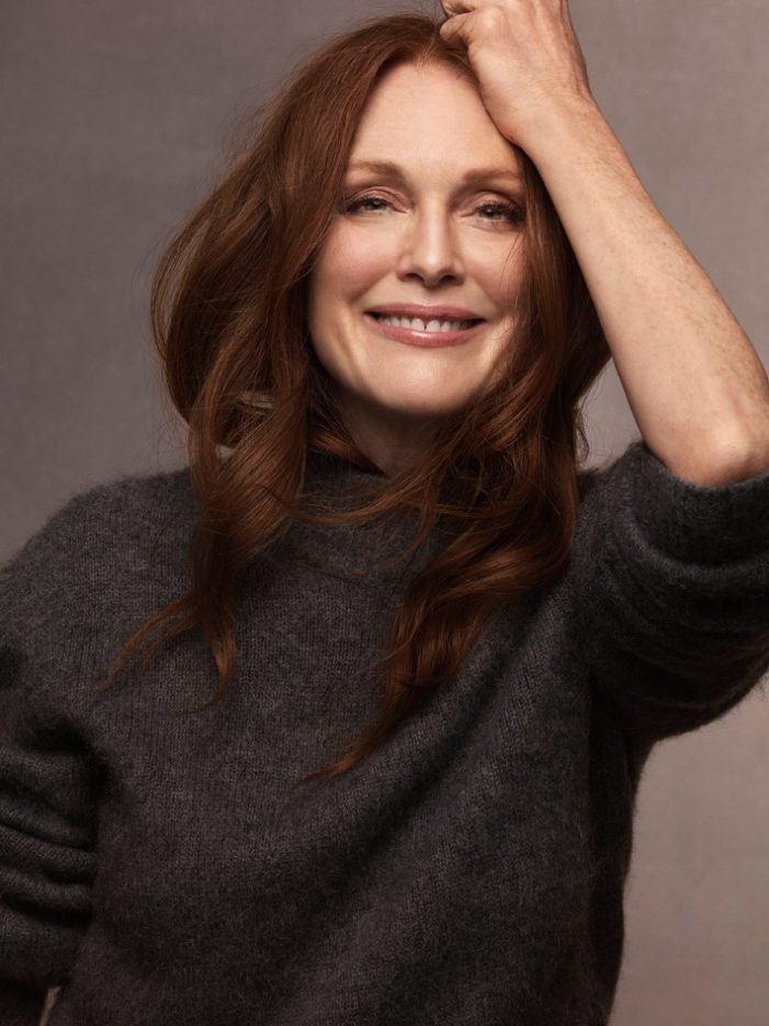 Oscar®-Preisträgerin Julianne Moore spielt die Hauptrolle in der Sky Original und AMC-Serie „Mary& George“ (FOTO)