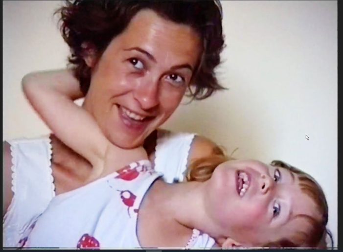 3sat vergibt Silberne Taube beim DOK Leipzig an Faustine Cros für den Film „A Life Like Any Other“ (FOTO)