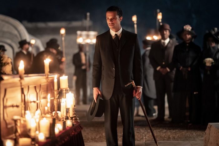 Die Serienversion der Kult-Vampir-Saga „Interview with the Vampire“ im Januar exklusiv bei Sky (FOTO)
