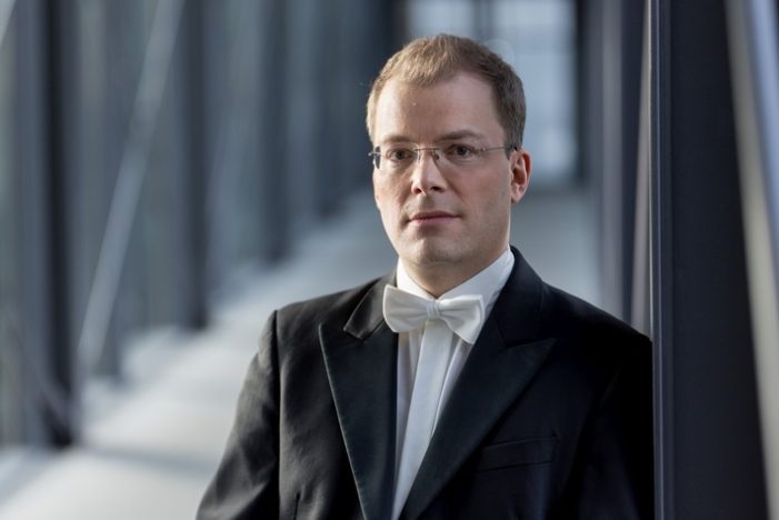 MDR-Rundfunkchor und Philipp Ahmann verlängern Zusammenarbeit (FOTO)