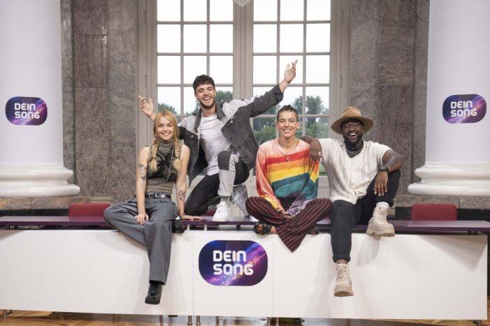 Drehstart 16. Staffel „Dein Song“ : Singer-Songwriterin LOTTE kehrt in Jury zurück!
