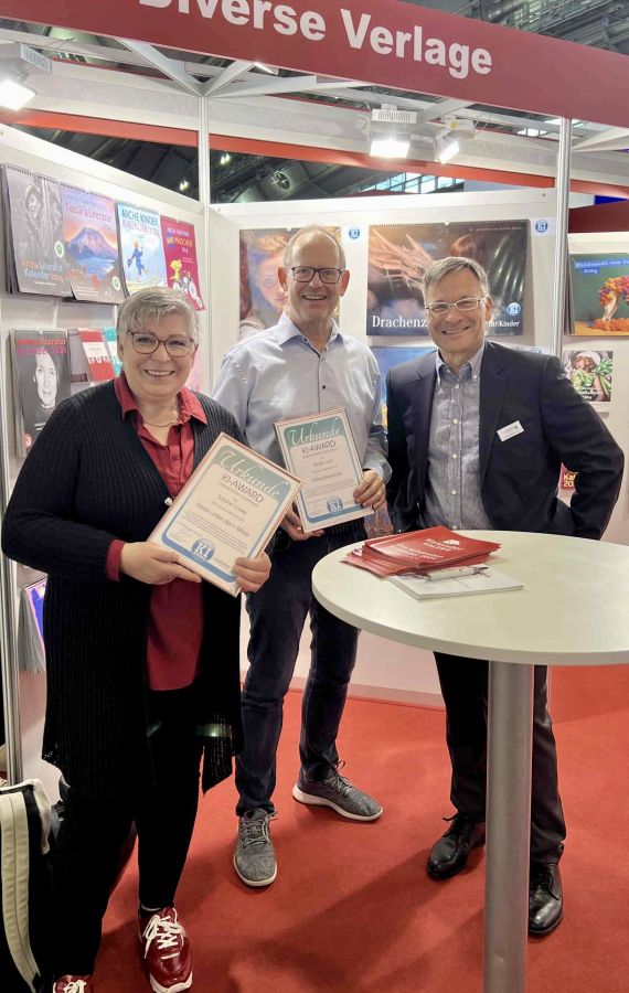 CALVENDO präsentierte prämierte KI-Kalender auf der Frankfurter Buchmesse