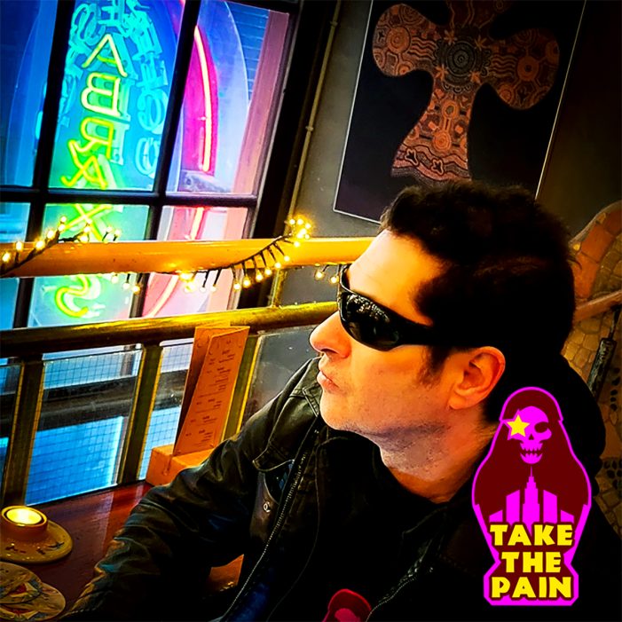 Take The Pain – Video von Starregisseur
