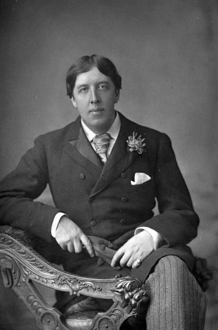 „Oft erkennt man wie dumm man war, aber nie, wie dumm man ist.“ Oscar Wilde