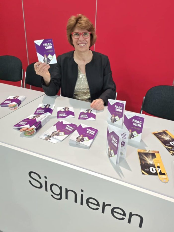 Oberärztin berührt Herzen auf der Buchmesse