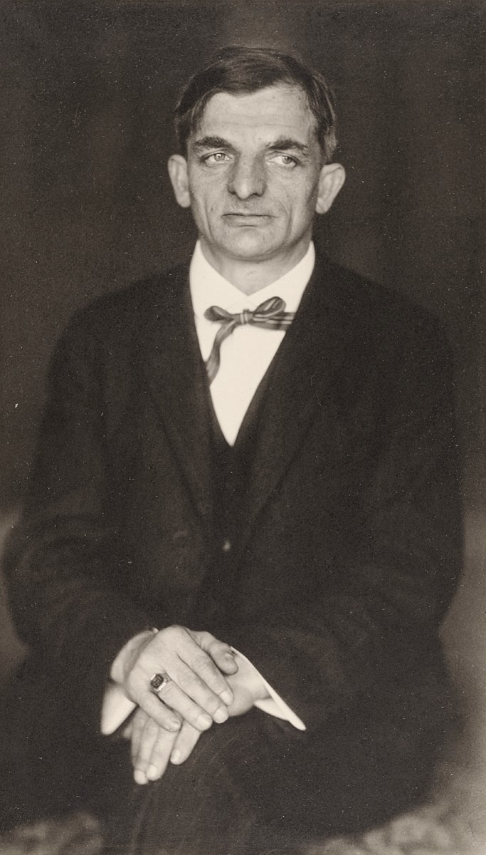 „Der Stein der Weisen sieht dem Stein der Narren zum Verwechseln ähnlich.“ Joachim Ringelnatz