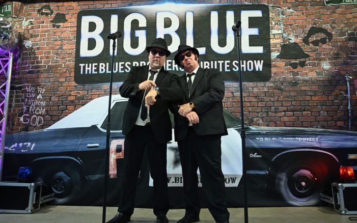 45 Jahre Blues Brothers™ – Deutschlands authentischste Tribute-Show ‚Big Blue- begeistert Fans