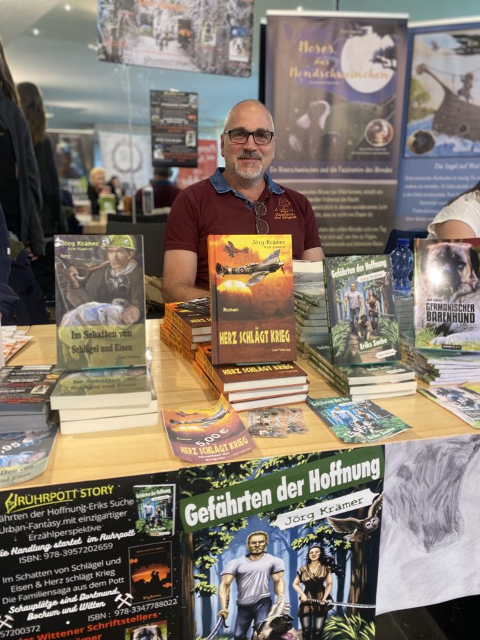 Autor Jörg Krämer liest auf der 2. Buchmesse RE-BUCH in Herten